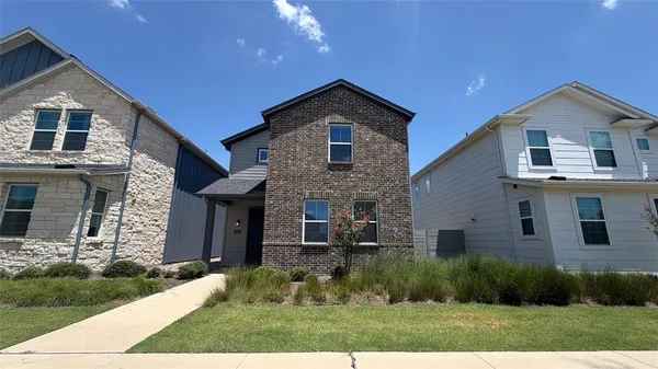 $2,889 | 1708 Laurel Lane, Unit 2, Argyle, TX 76226