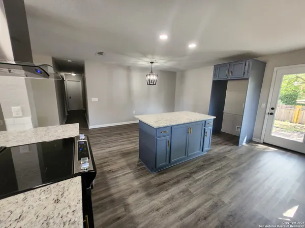 $1,750 | 5702 Valley Forge Avenue, San Antonio, TX 78233