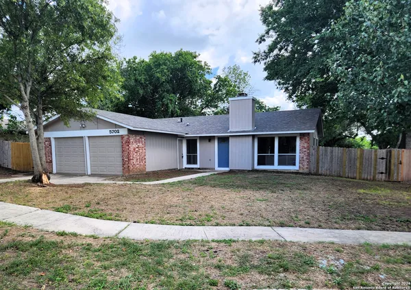$1,750 | 5702 Valley Forge Avenue, San Antonio, TX 78233