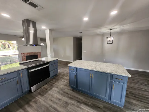 $1,750 | 5702 Valley Forge Avenue, San Antonio, TX 78233