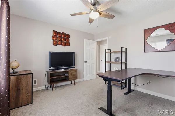 $534,900 | 957 North Spoede Road, Creve Coeur, MO 63146