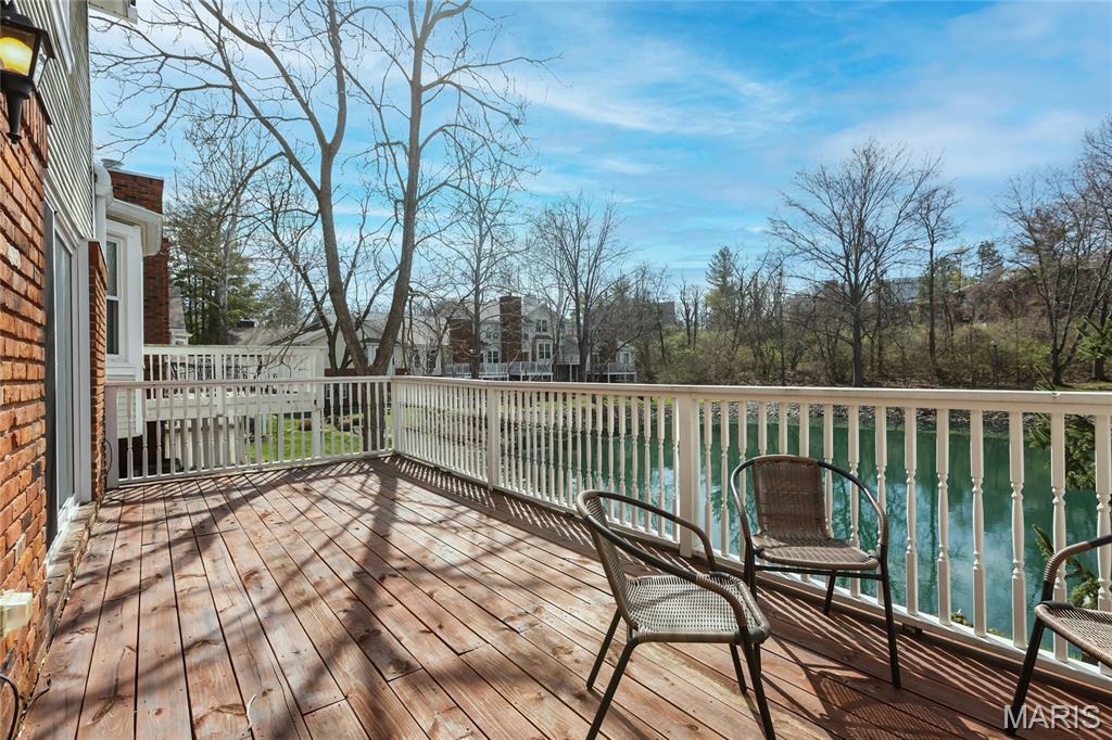 957 North Spoede Road Creve Coeur, MO 63146 - Photo 24 of 30