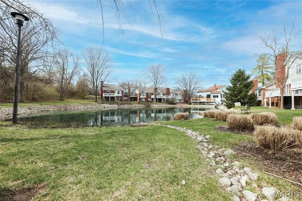 $534,900 | 957 North Spoede Road, Creve Coeur, MO 63146