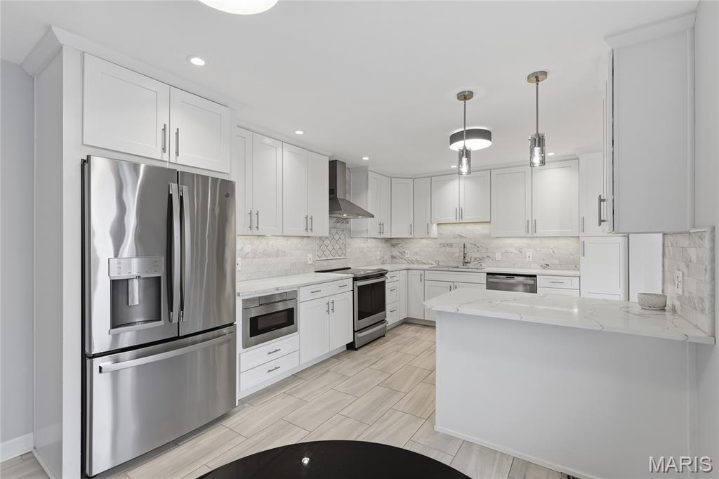 957 North Spoede Road Creve Coeur, MO 63146 - Photo 6 of 30