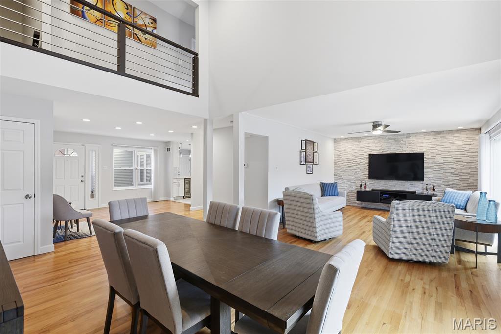 957 North Spoede Road Creve Coeur, MO 63146 - Photo 9 of 30