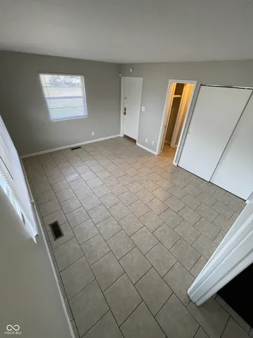 $950 | 622 Brewer Place, Greenwood, IN 46142