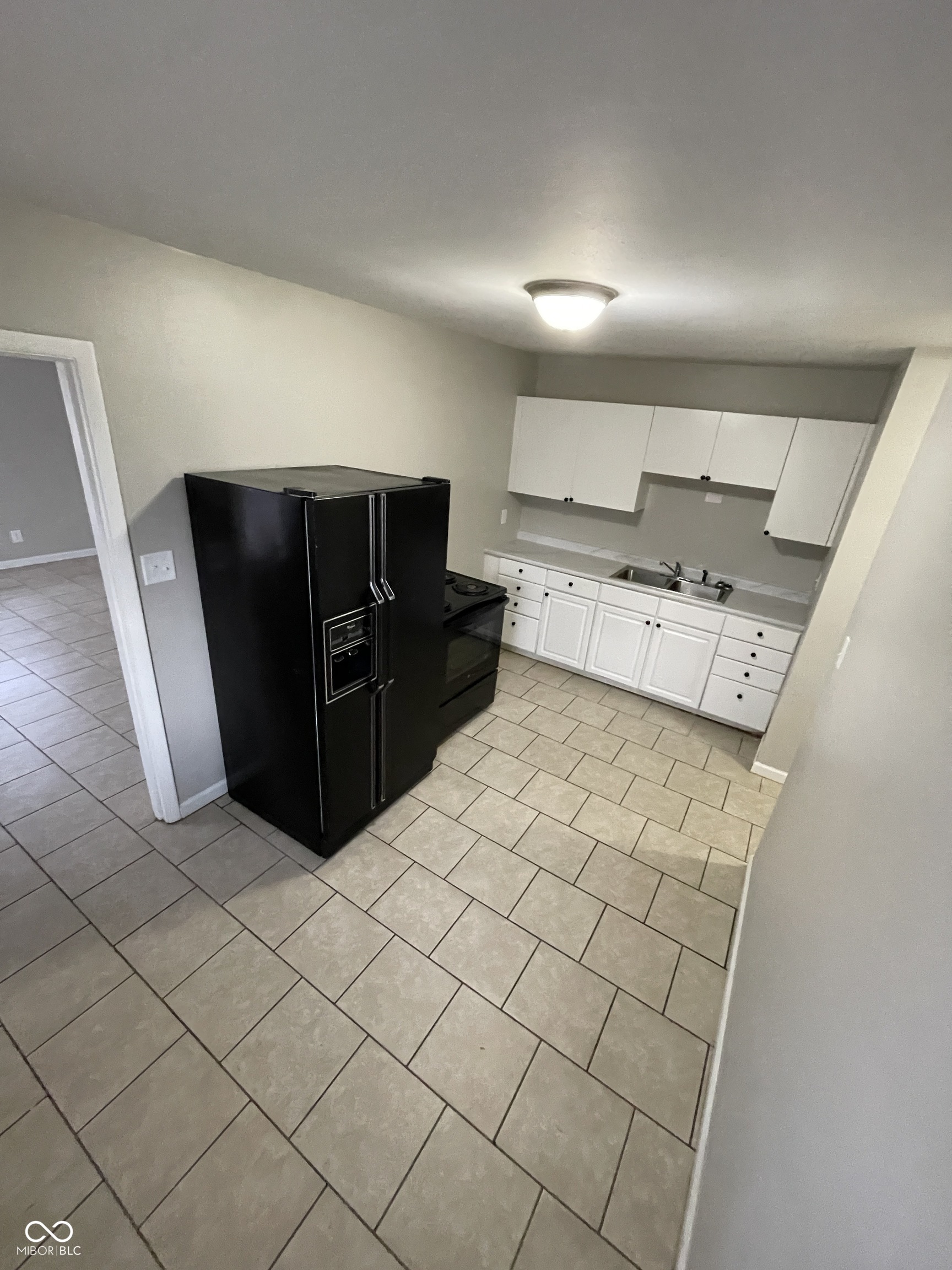 622 Brewer Place Greenwood, IN 46142 - Photo 5 of 11