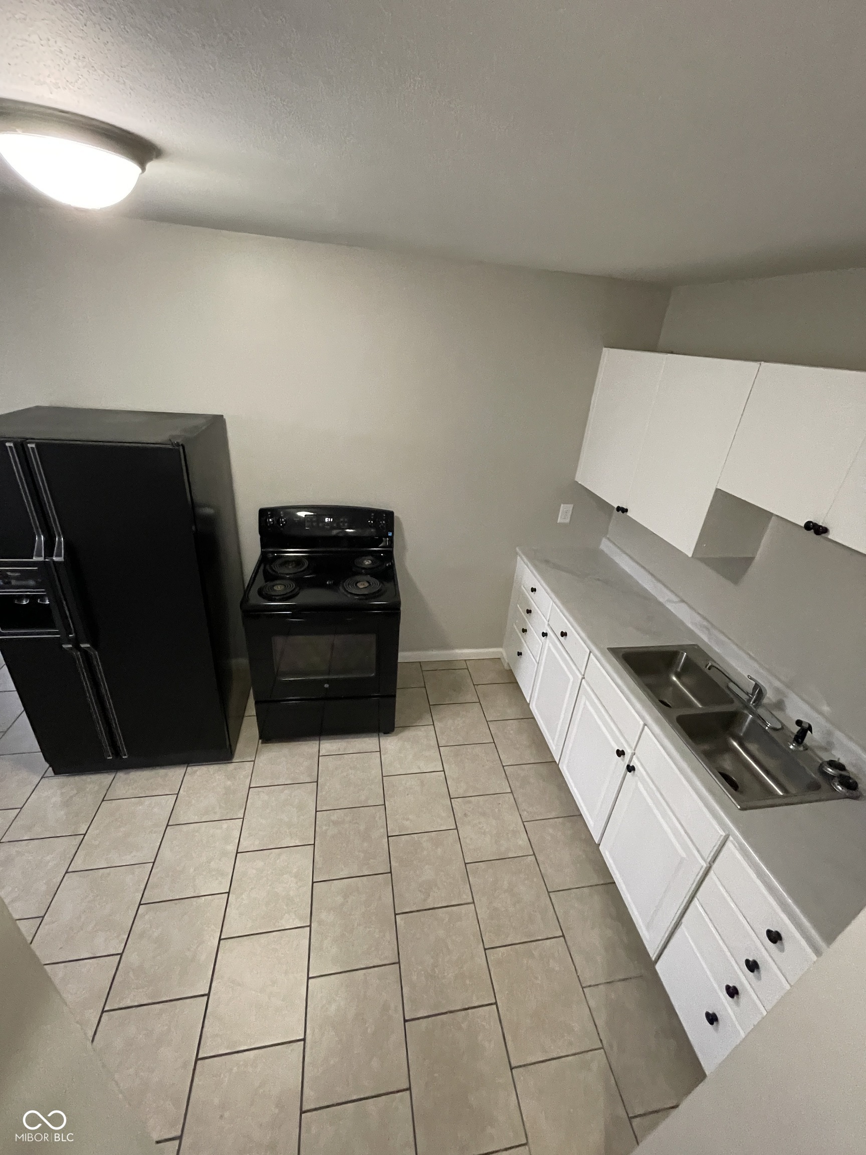 622 Brewer Place Greenwood, IN 46142 - Photo 6 of 11