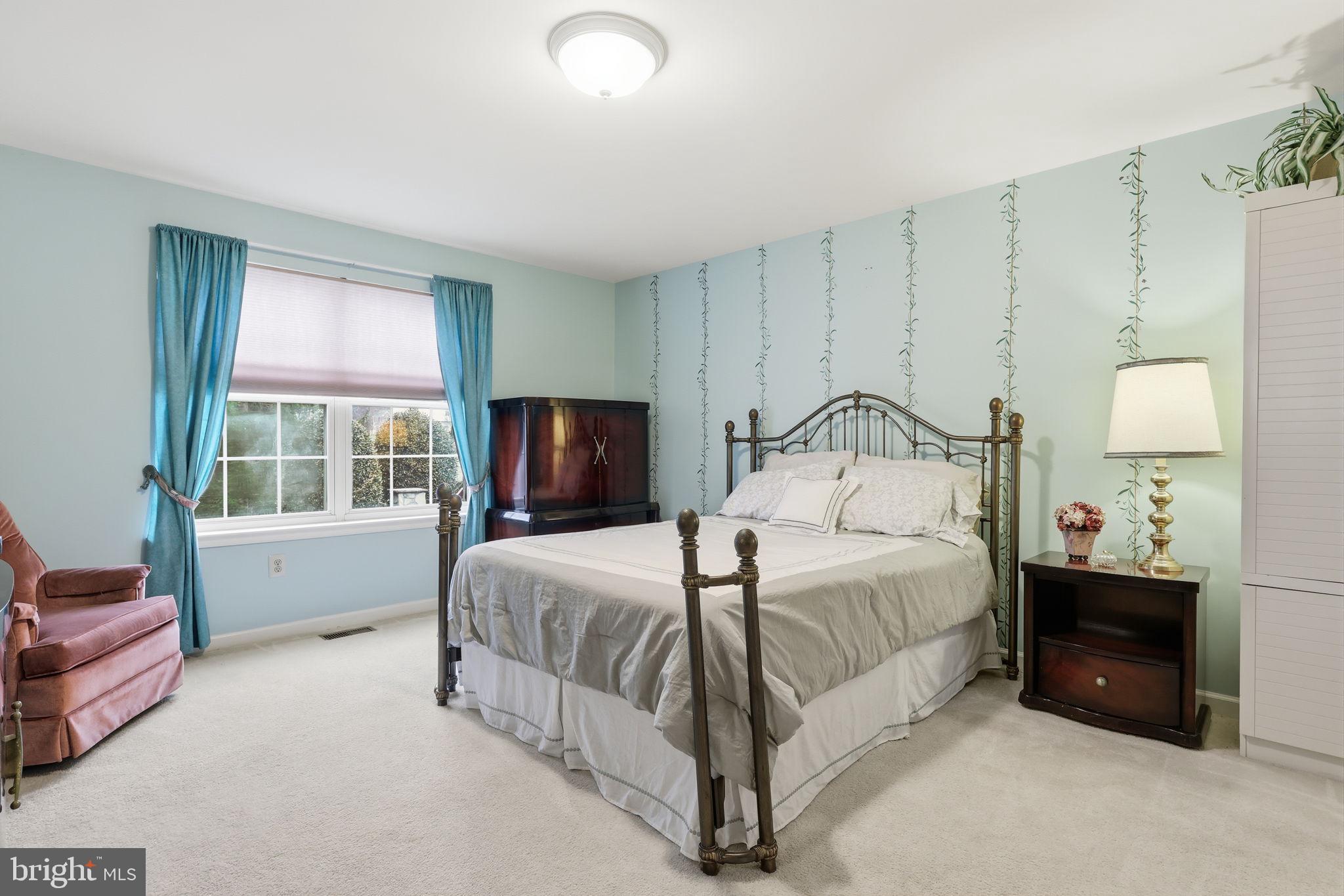 2 Freedom Way Upper Chichester, PA 19061 - Photo 16 of 42