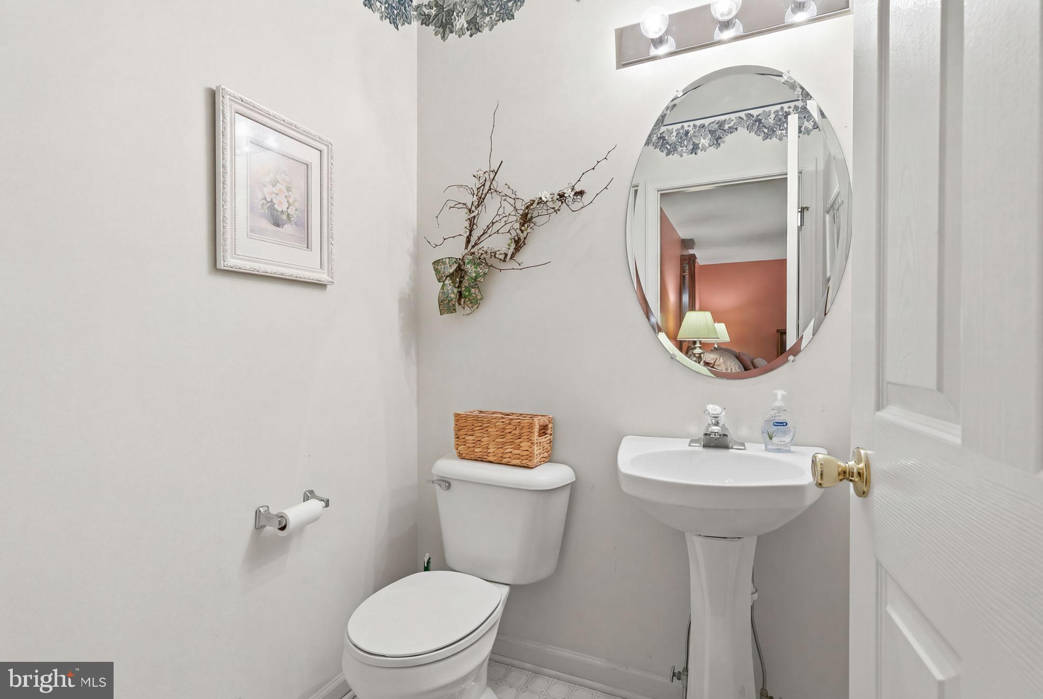 2 Freedom Way Upper Chichester, PA 19061 - Photo 7 of 42