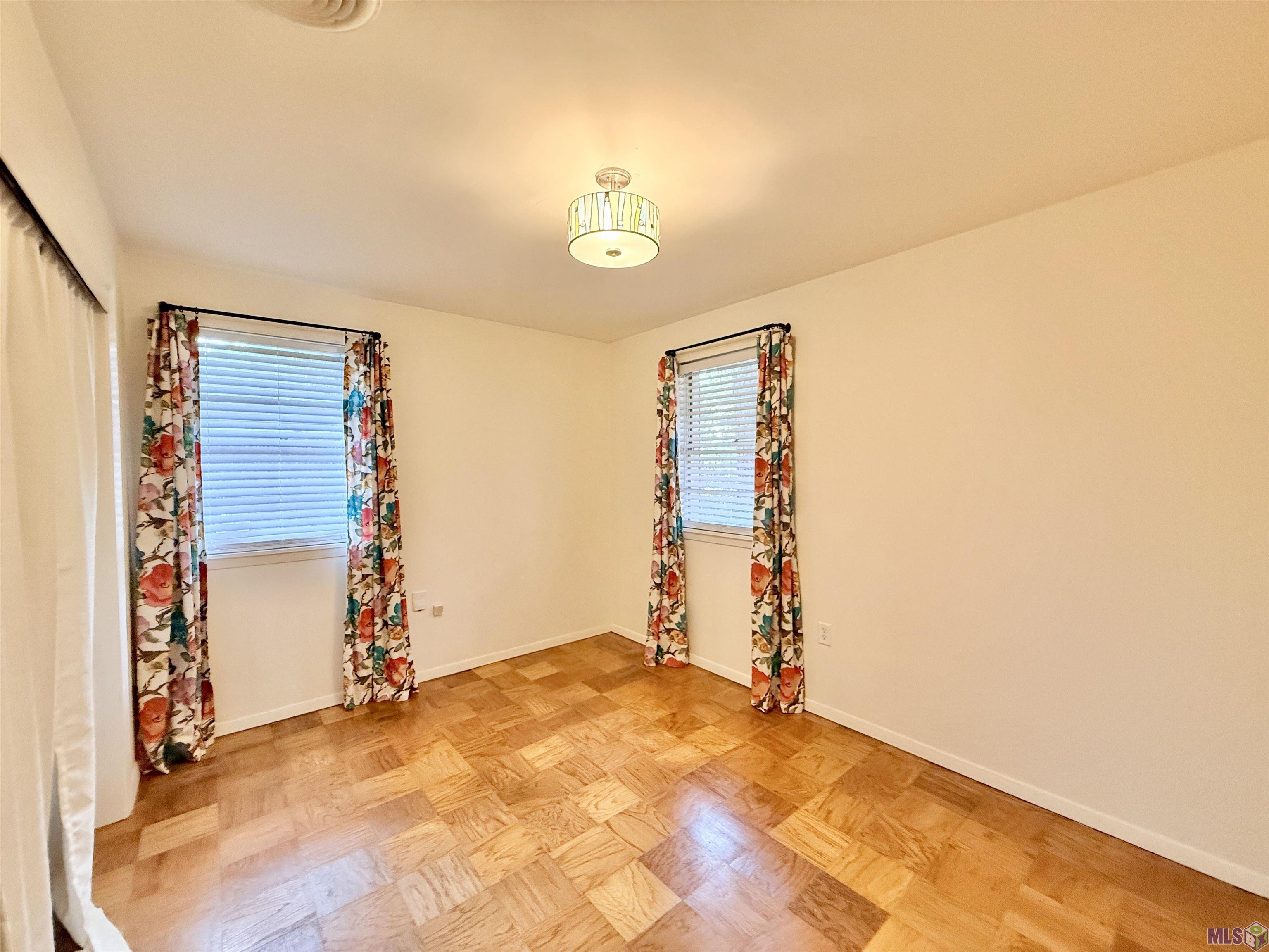 824 Highland Park Drive Baton Rouge, LA 70808 - Photo 8 of 11