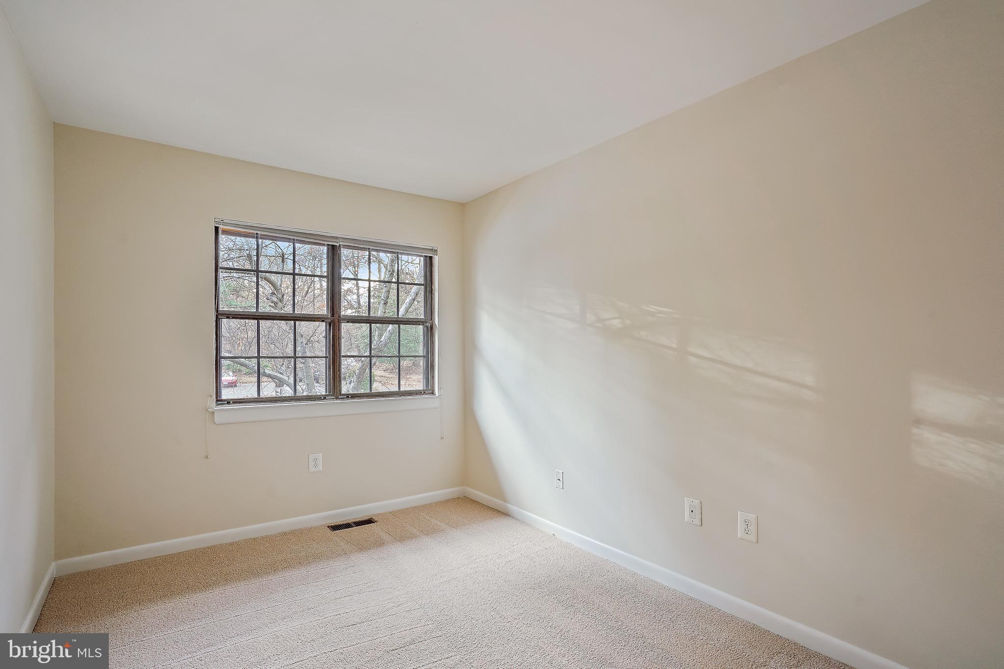 2023 Headlands Circle Reston, VA 20191 - Photo 23 of 44 All bedrooms have lots of natural light