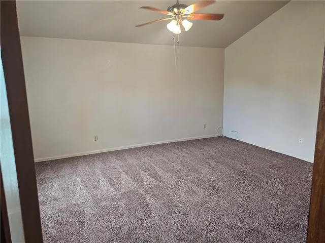 $2,300 | 2011 Pecan Drive, Portland, TX 78374