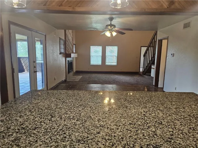 $2,300 | 2011 Pecan Drive, Portland, TX 78374