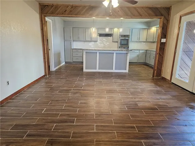 $2,300 | 2011 Pecan Drive, Portland, TX 78374