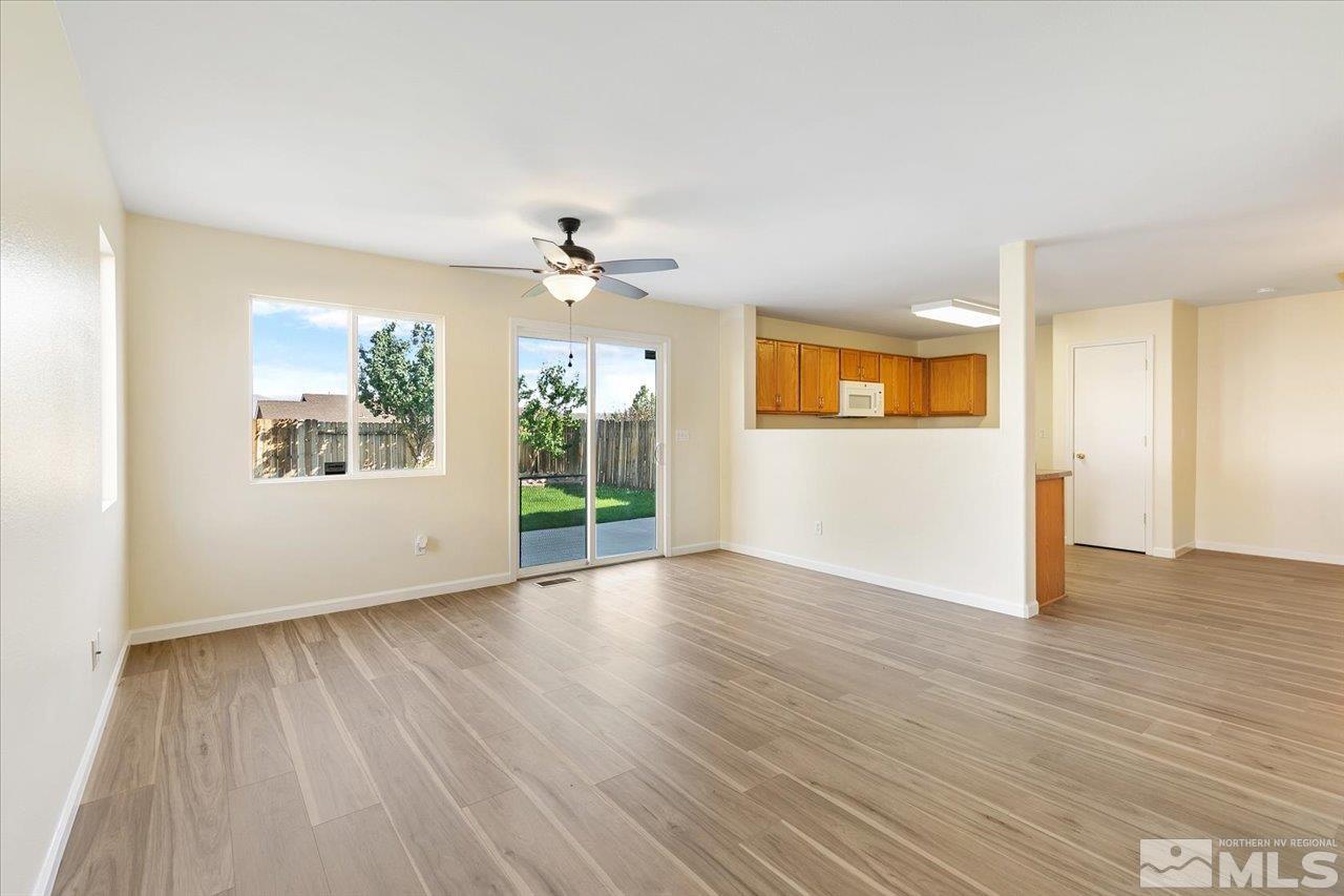8757 Sunset Breeze Drive Reno, NV 89506 - Photo 4 of 22 Photo 4