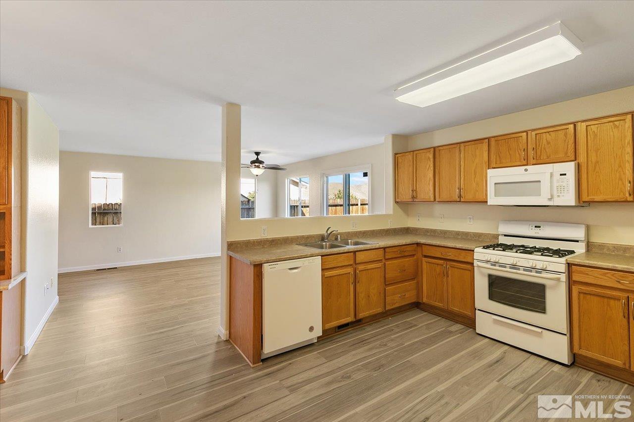 8757 Sunset Breeze Drive Reno, NV 89506 - Photo 9 of 22 Photo 9