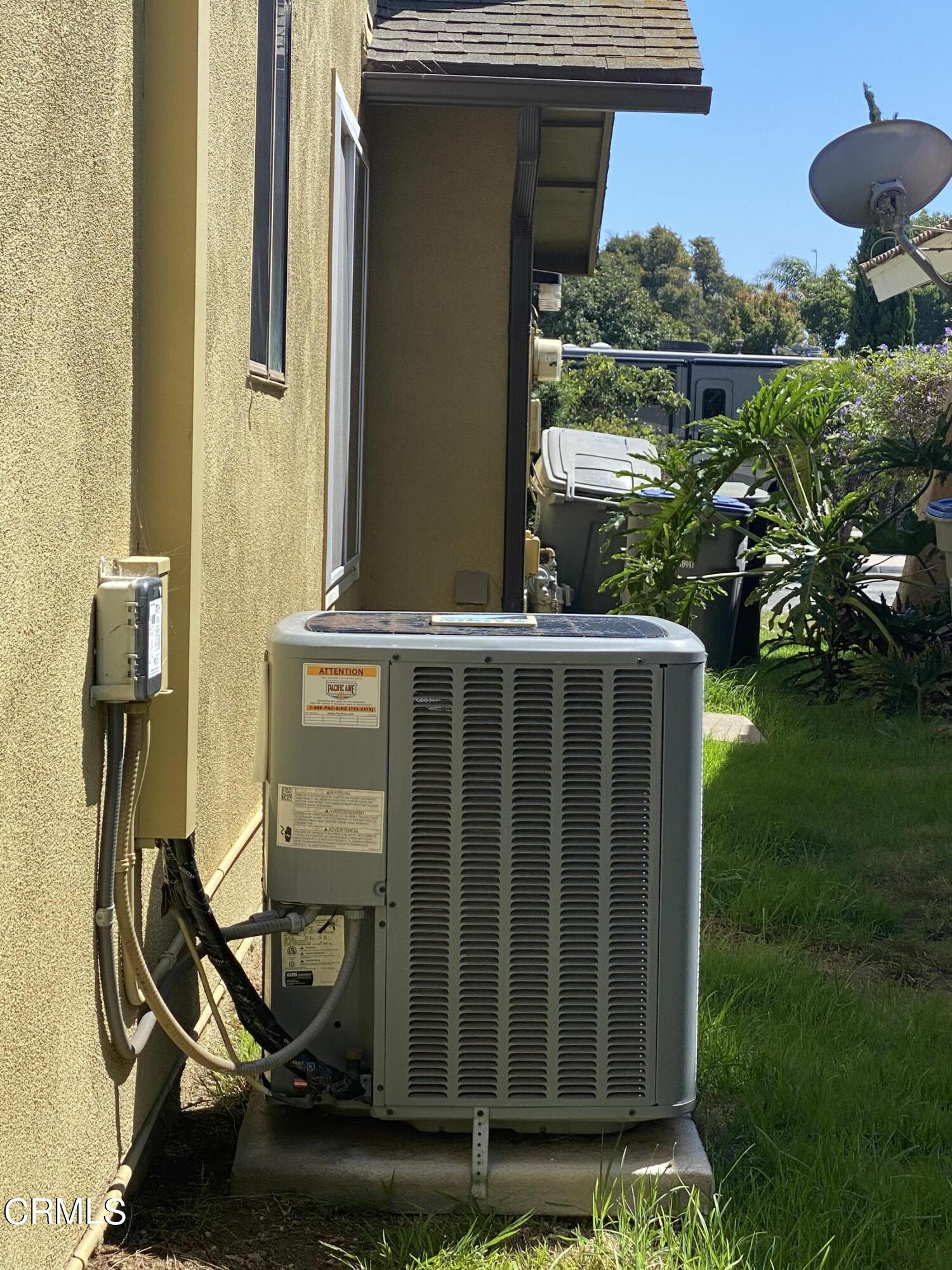 1341 Bottlebrush Place Oxnard, CA 93030 - Photo 19 of 25 a view of a chair and table in the patio