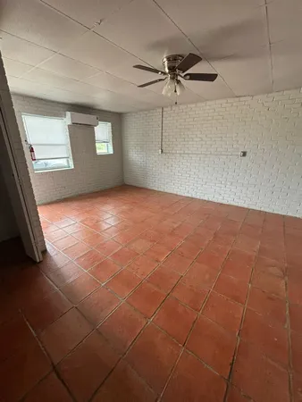 $689 | 1627 Farm To Market Road 351, Unit 3, Beeville, TX 78102