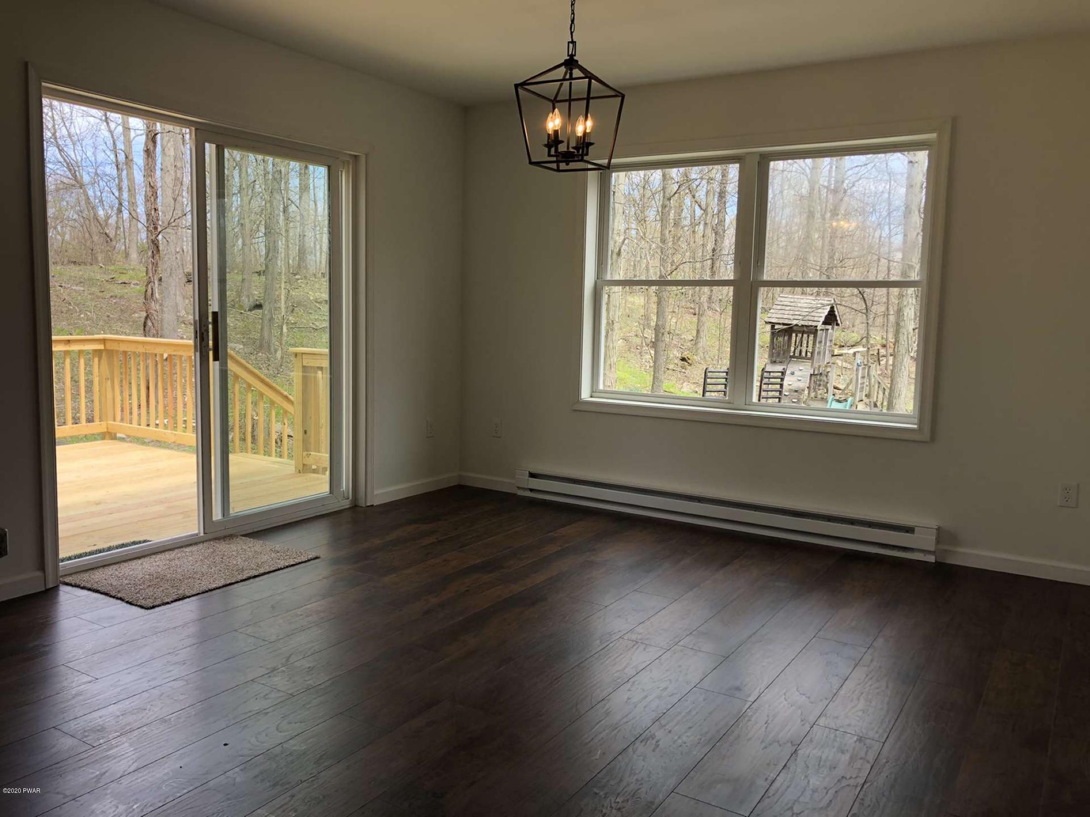 448 Sterling Road Newfoundland, PA 18445 - Photo 12 of 29 Dining