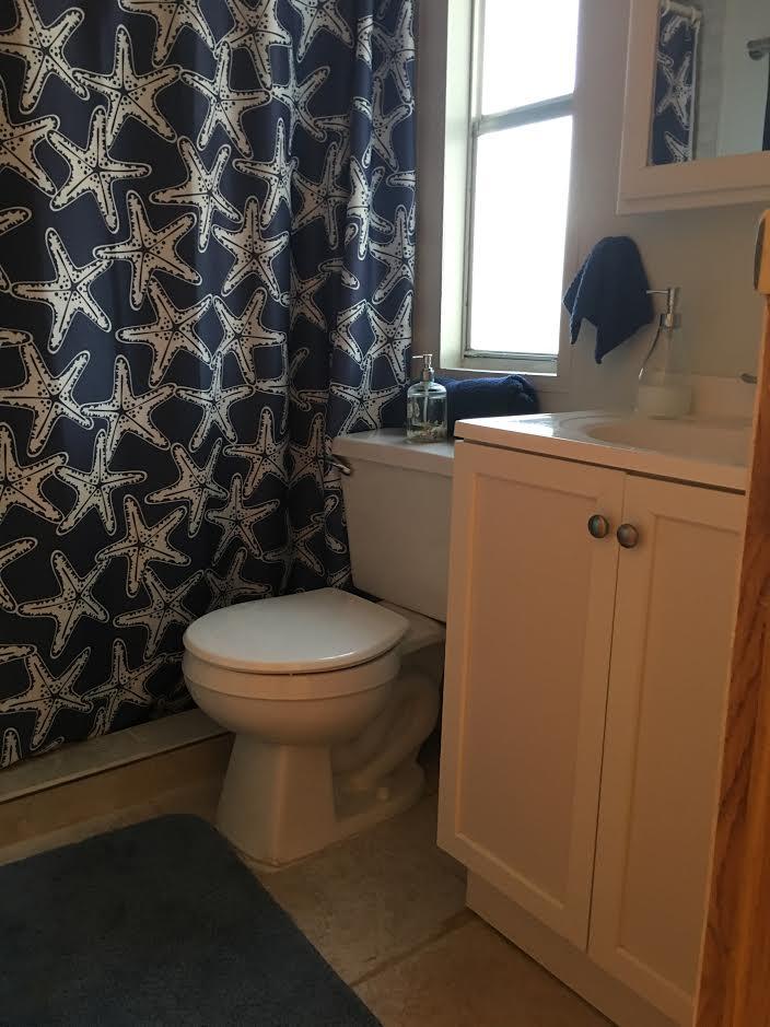 178 Long Key Road Key Largo, FL 33037 - Photo 11 of 13 2nd Bathroom