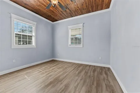 $379,900 | 3301 North 12th Street, Tampa, FL 33605