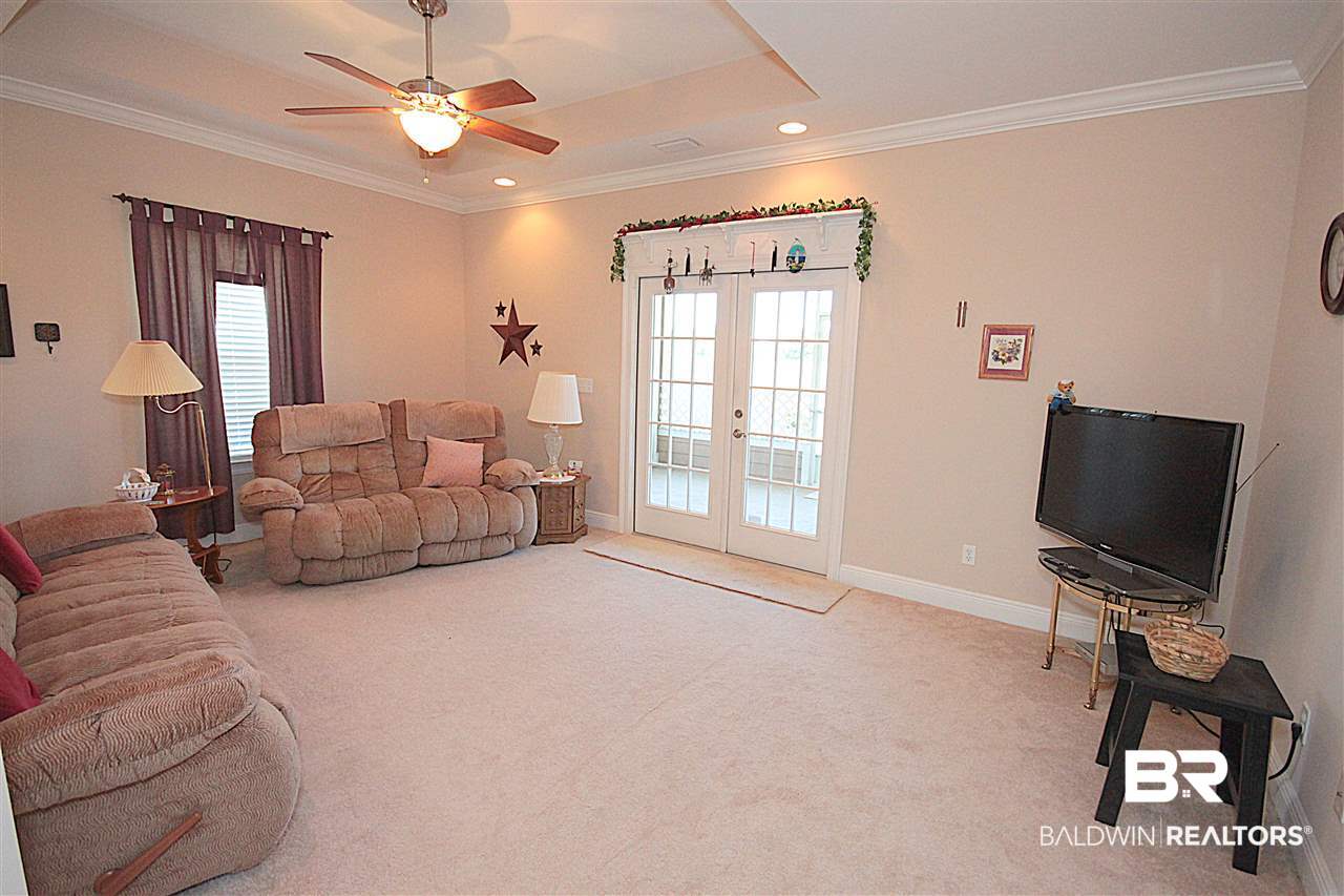 16945 Prado Loop Loxley, AL 36551 - Photo 23 of 31 Great Room