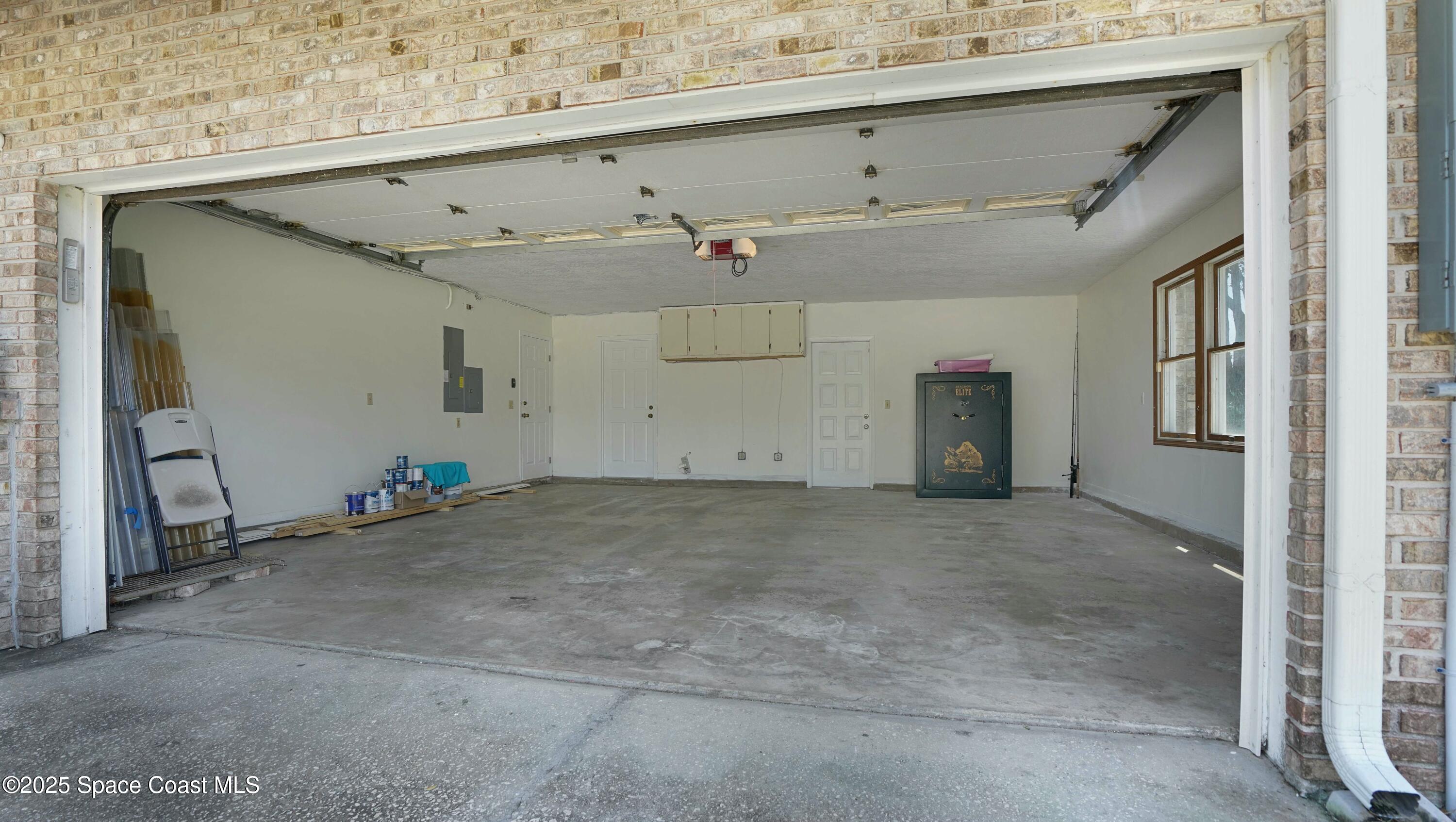 5705 Highway 1 Rockledge, FL 32955 - Photo 42 of 47 Garage