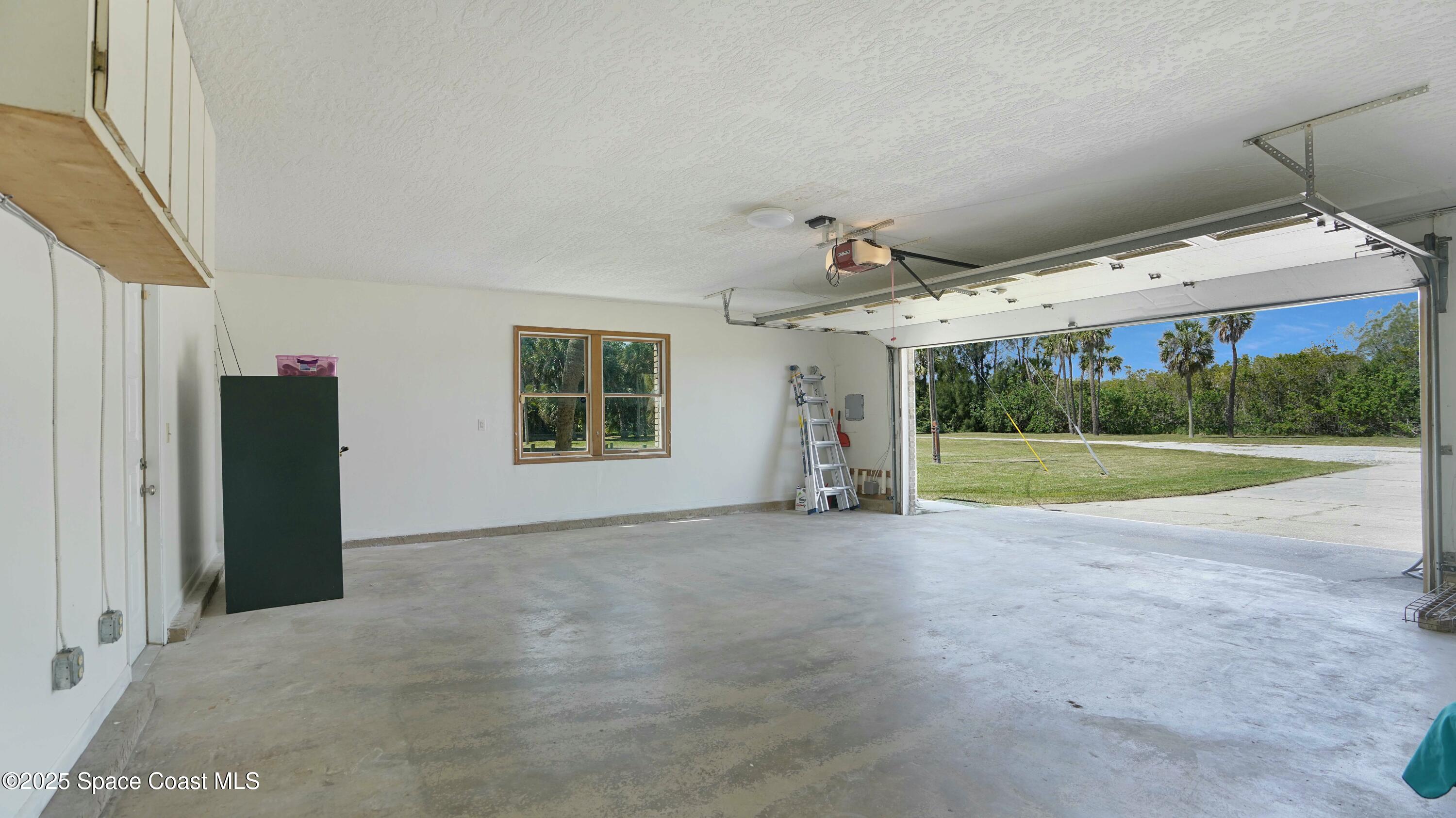 5705 Highway 1 Rockledge, FL 32955 - Photo 43 of 47 Garage
