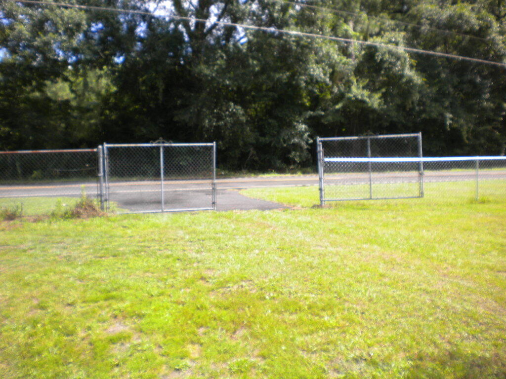 340 Ridge Road Ridgeville, SC 29472 - Photo 15 of 18 frt gate