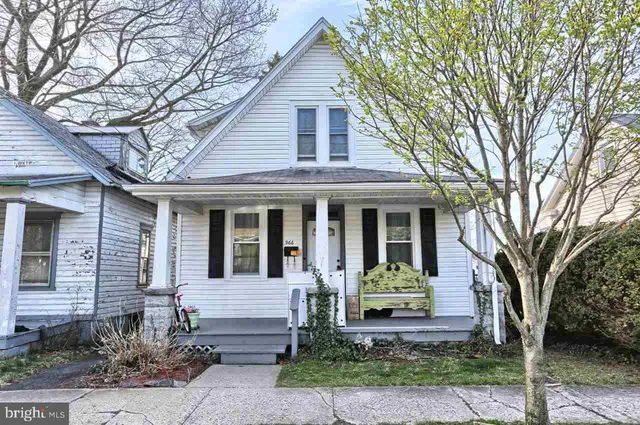 $199,900 | 966 Bosler Avenue, Lemoyne, PA 17043