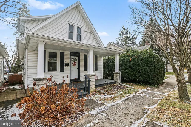 $199,900 | 966 Bosler Avenue, Lemoyne, PA 17043