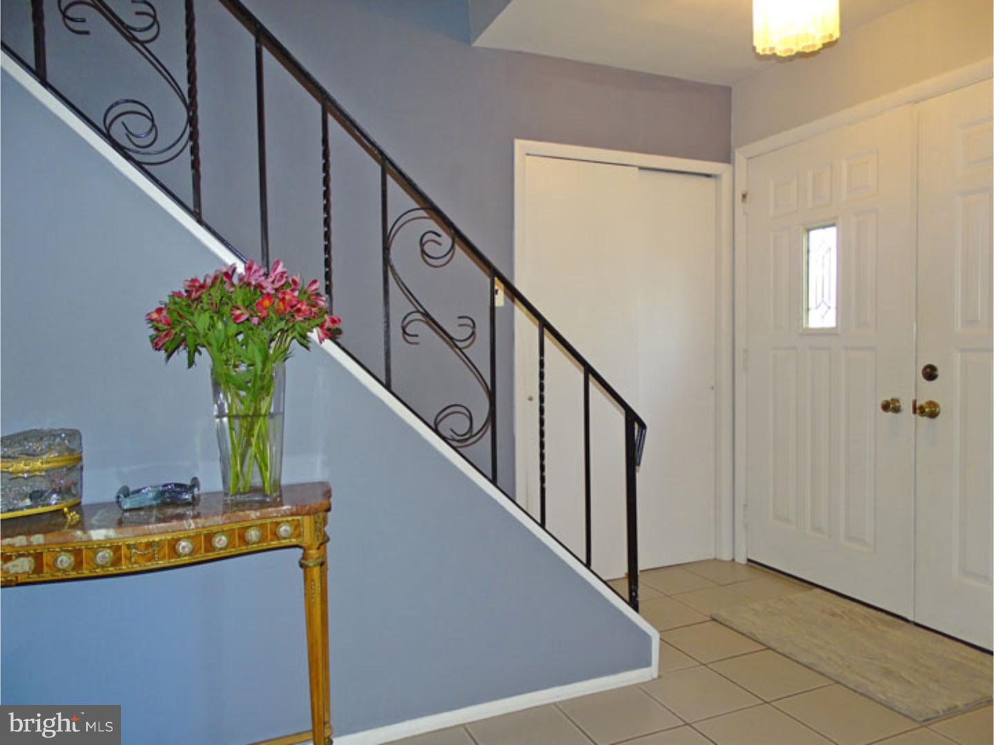 764 Stephen Road Warminster, PA 18974 - Photo 2 of 24 Gallery Image 2