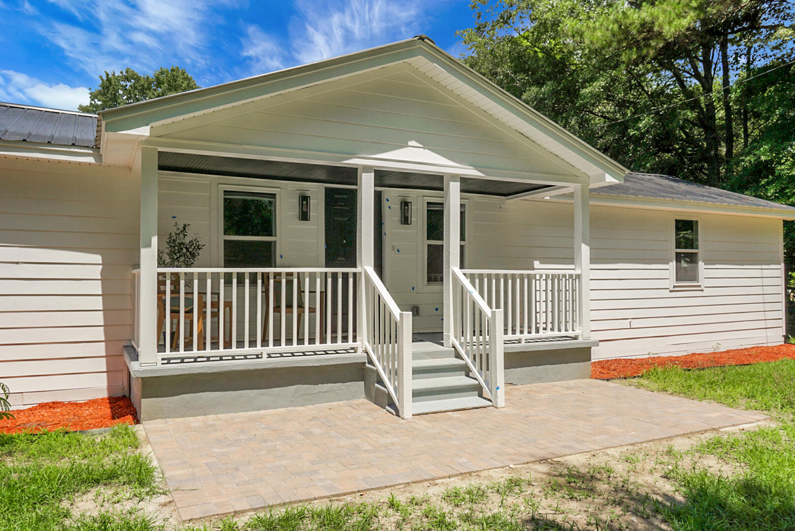 1393 Harristown Road Bonneau, SC 29431 - Photo 7 of 57 DSC06350