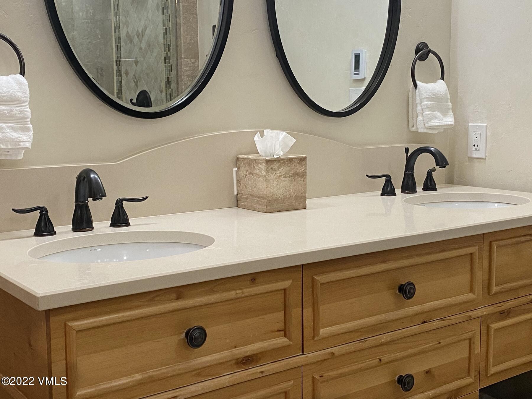 1881 Lions Ridge Loop, Unit 25 Vail, CO 81657 - Photo 21 of 31 Vanity