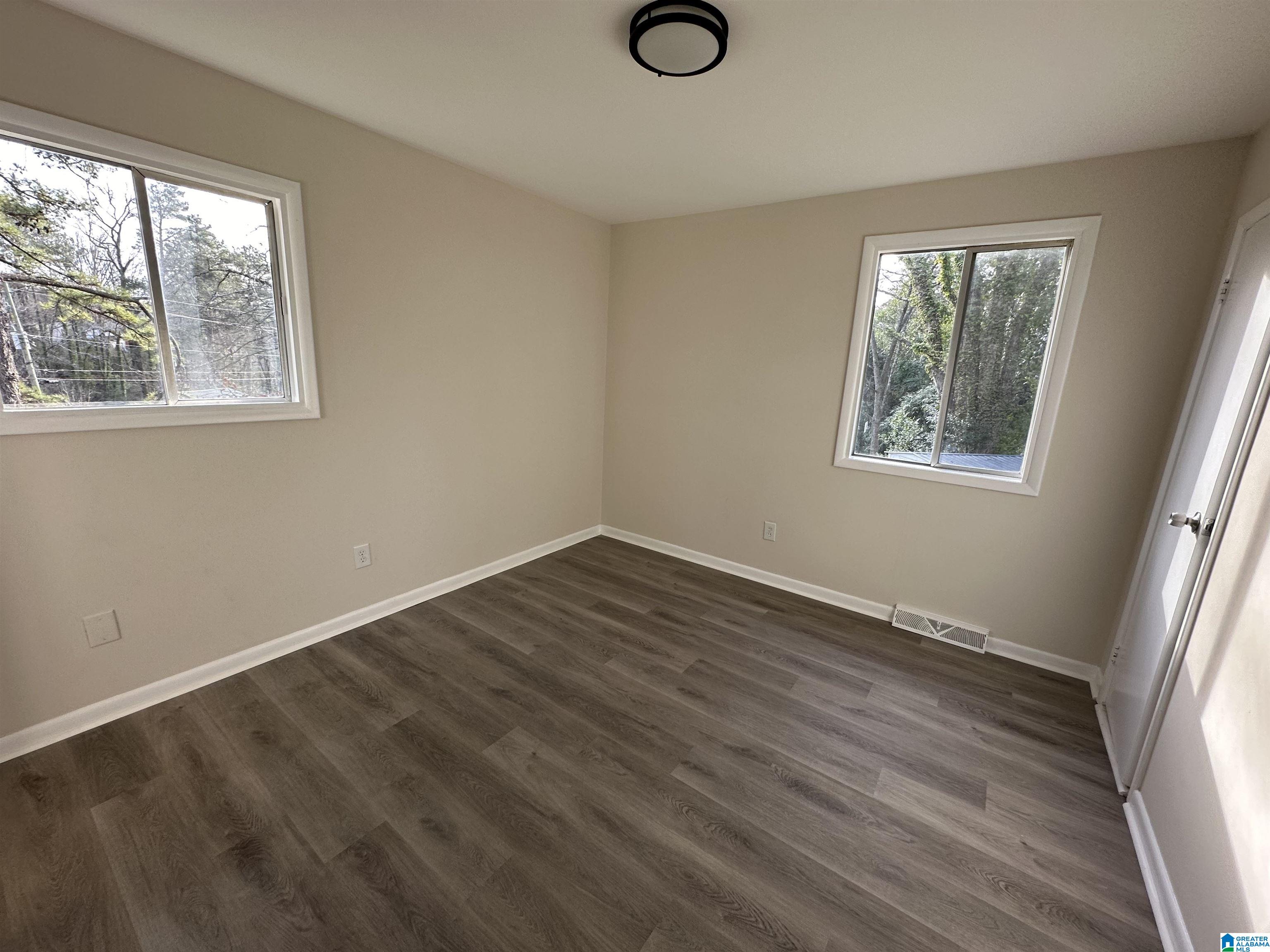 532 Ardmore Lane Birmingham, AL 35210 - Photo 10 of 25