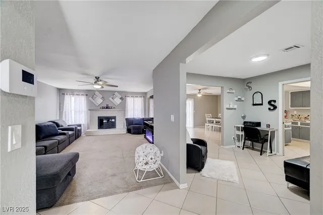 $2,500 | 2829 Michael Way, Las Vegas, NV 89108