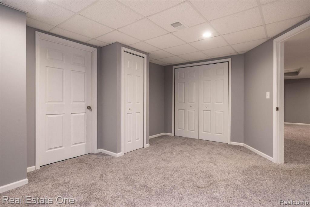 4254 Beach Road Troy, MI 48098 - Photo 38 of 54 Gallery Image 38