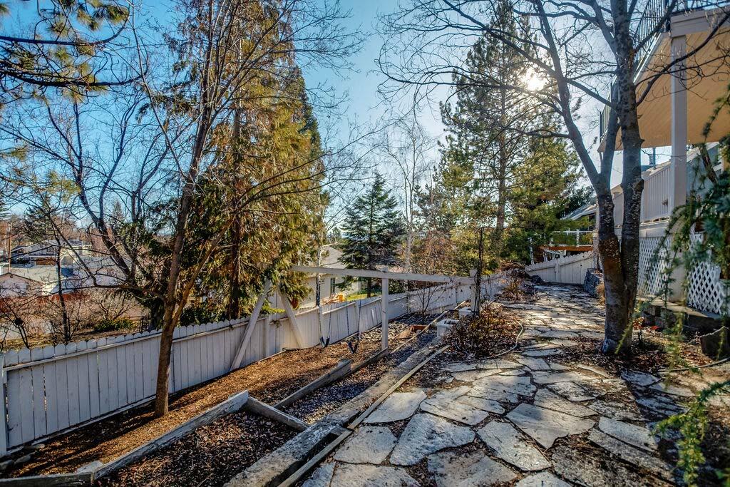 135 Ridgecrest Drive Klamath Falls, OR 97601 - Photo 32 of 39 135ridgecrest-32