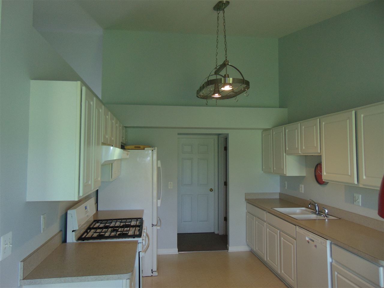 50817 Raintree Circle Chesterfield, MI 48047 - Photo 4 of 25