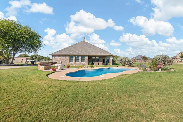 a view of outdoor space with garden