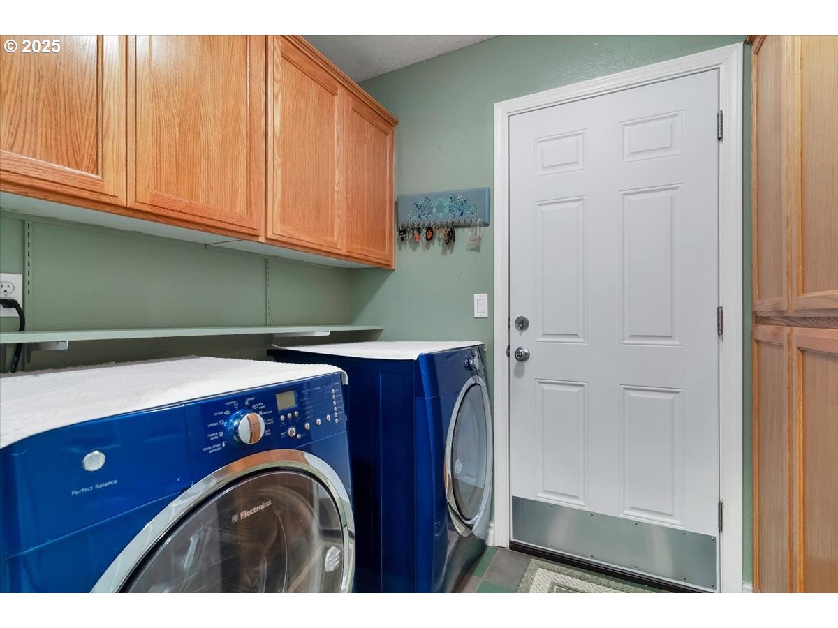 1776 Antelope Circle Southwest Albany, OR 97321 - Photo 27 of 40