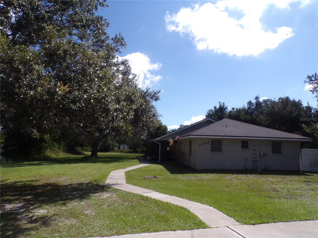 1088 Melville Road, Unit A Punta Gorda, FL 33983 - Photo 14 of 37