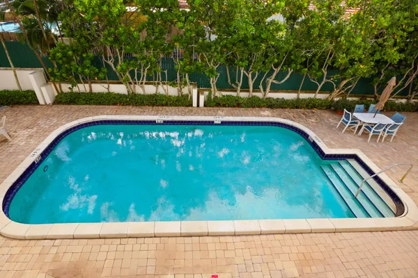 $7,500 | 420 Celestial Way, Unit 204, Juno Beach, FL 33408