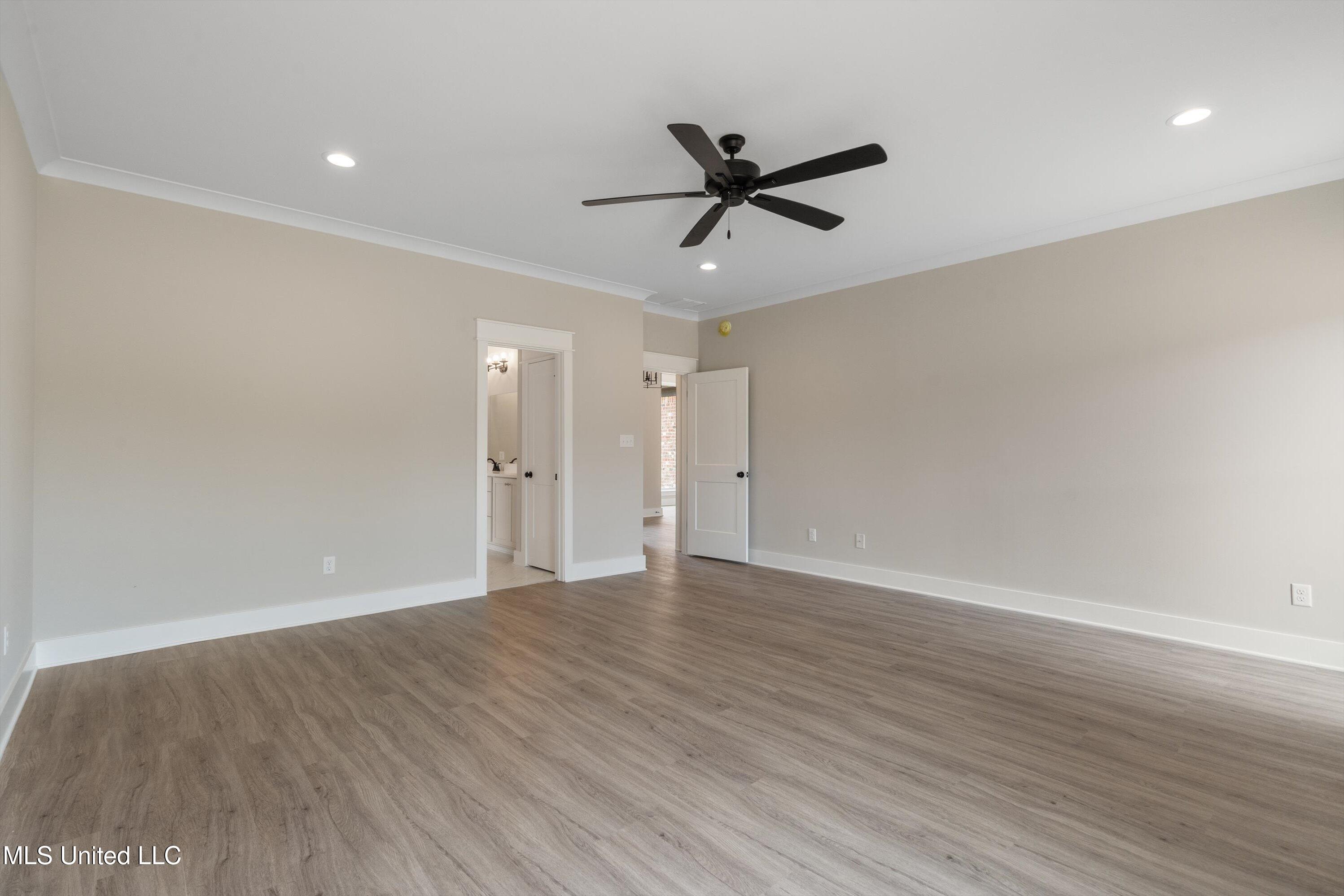 5125 Reserve Way Hernando, MS 38632 - Photo 18 of 38 21-DSC4137