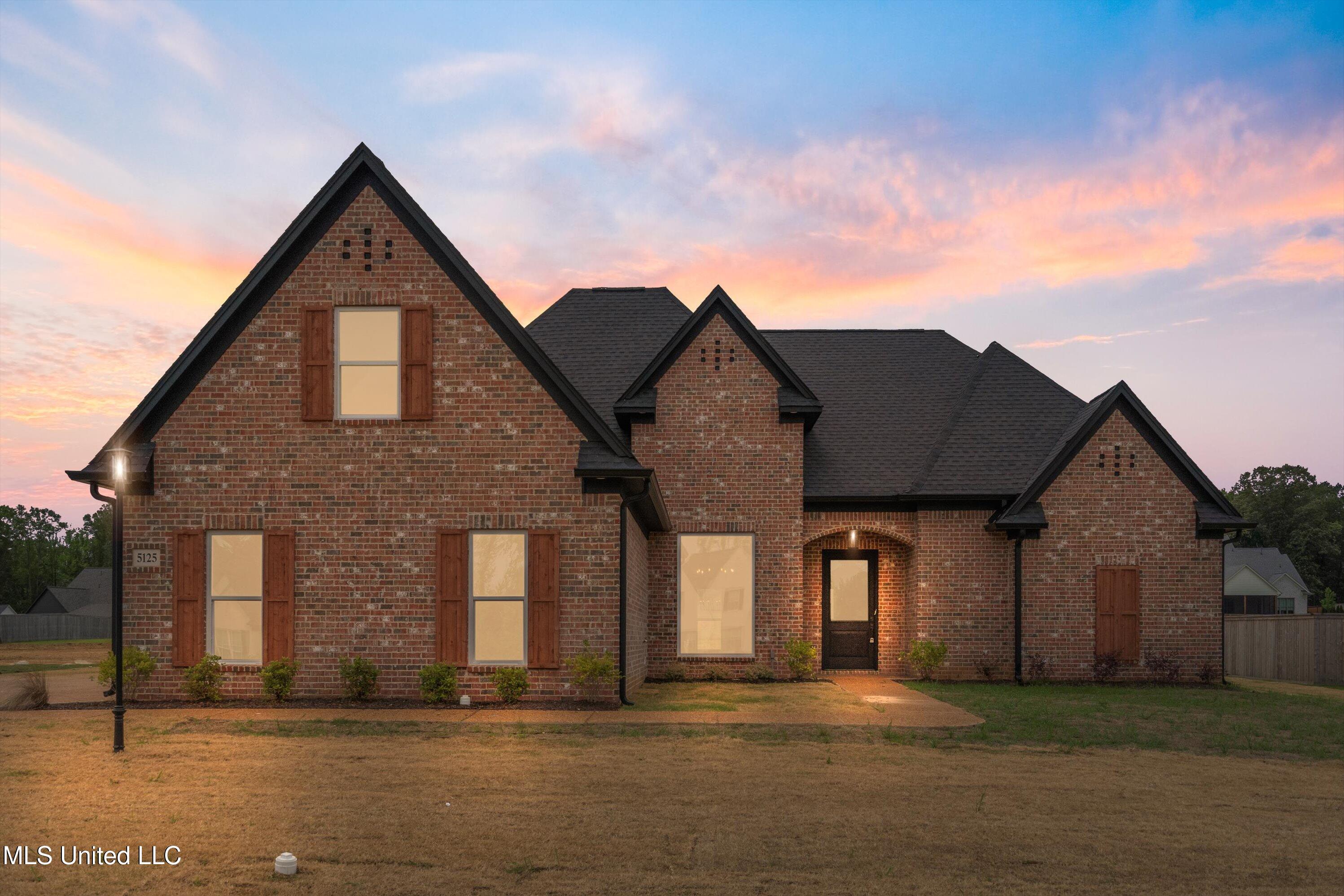 5125 Reserve Way Hernando, MS 38632 - Photo 2 of 38 1-DSC4076DTE