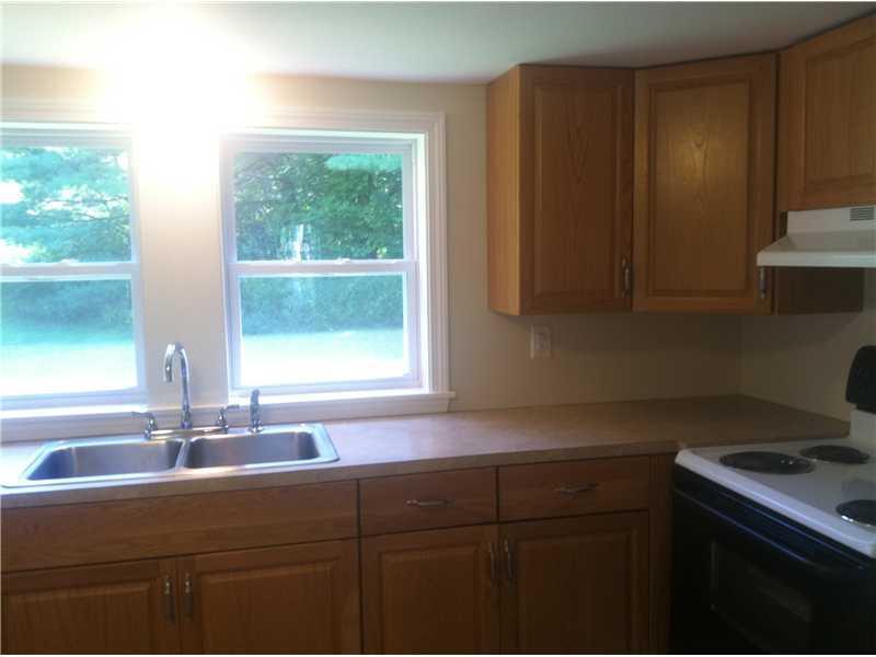 4 Calls Hill Road Dresden, ME 04342 - Photo 9 of 31 Kitchen.