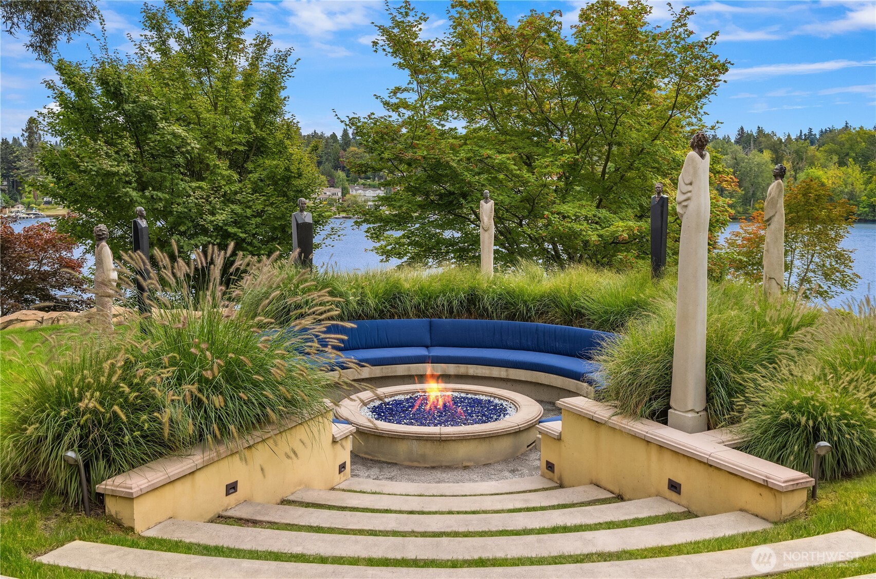 3600 Hunts Point Road Bellevue, WA 98004 - Photo 12 of 14 Gallery Image 12