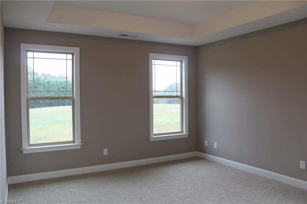 2625 Lunsford Road Summerfield, NC 27358 - Photo 11 of 30 Gallery Image 11
