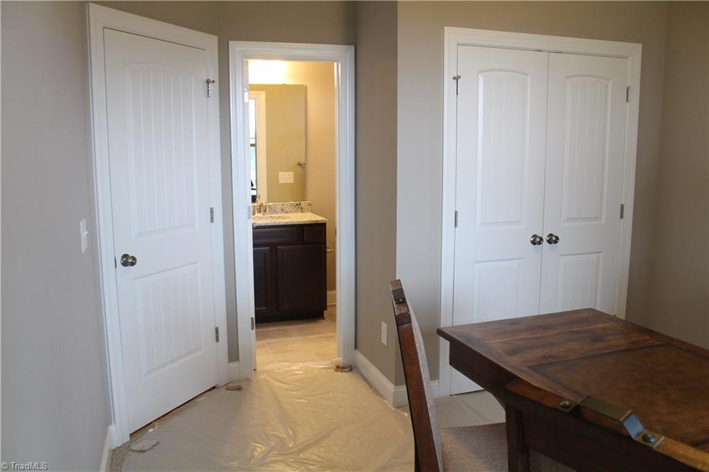 2625 Lunsford Road Summerfield, NC 27358 - Photo 17 of 30 Gallery Image 17